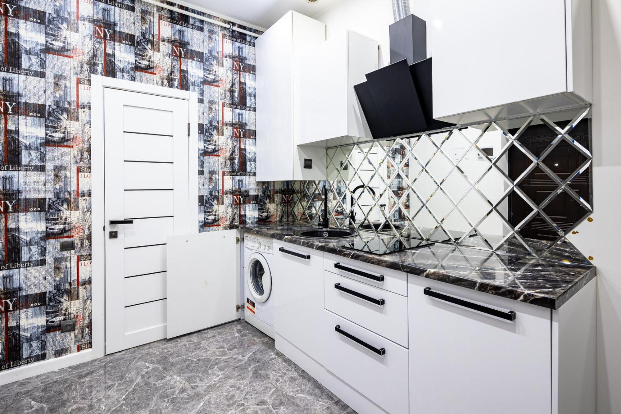 Romari Городоцька 5 Оперний Театр Lviv Exteriör bild